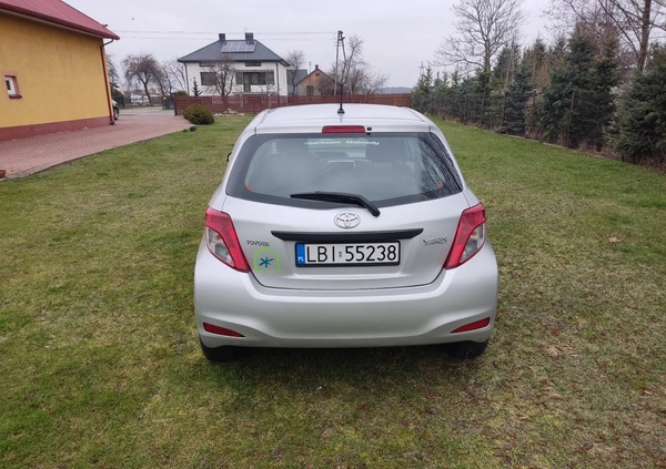 Toyota Yaris cena 24500 przebieg: 168300, rok produkcji 2013 z Świdnik małe 154